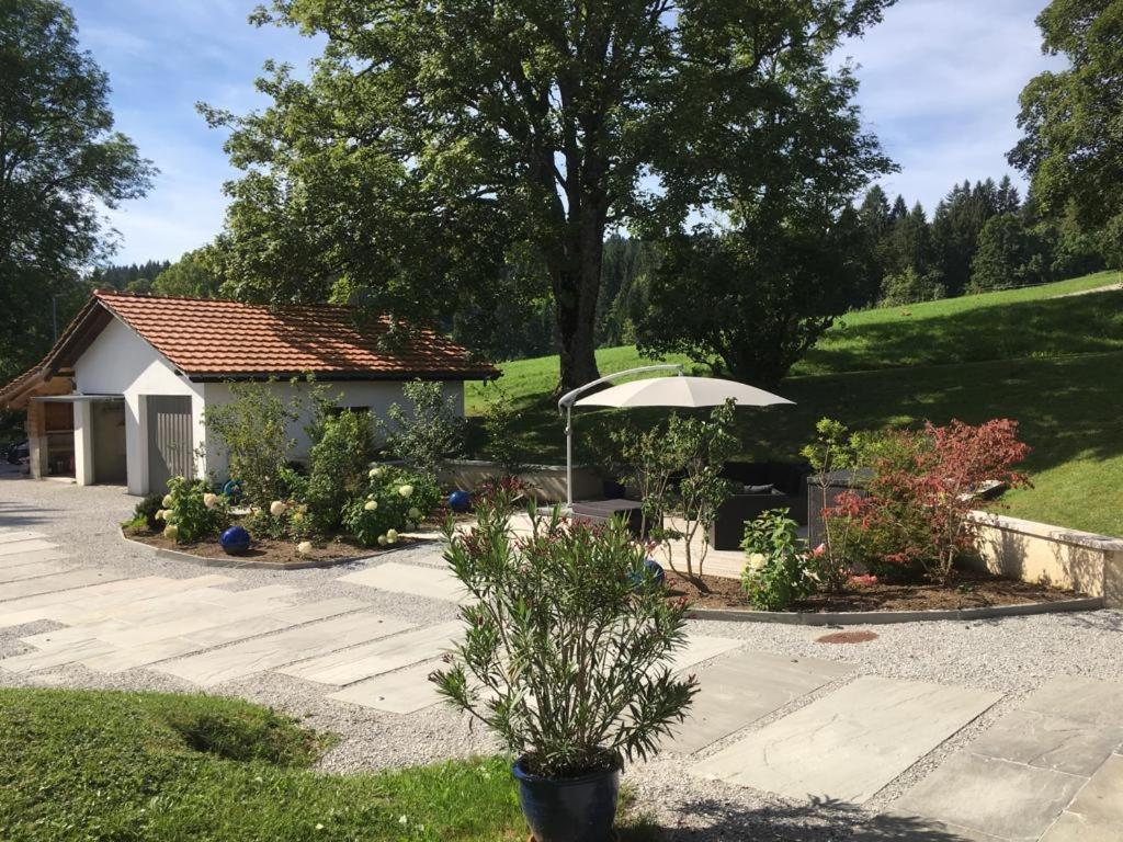 Bed and Breakfast Jurabelle à La Côte-aux-Fées Extérieur photo